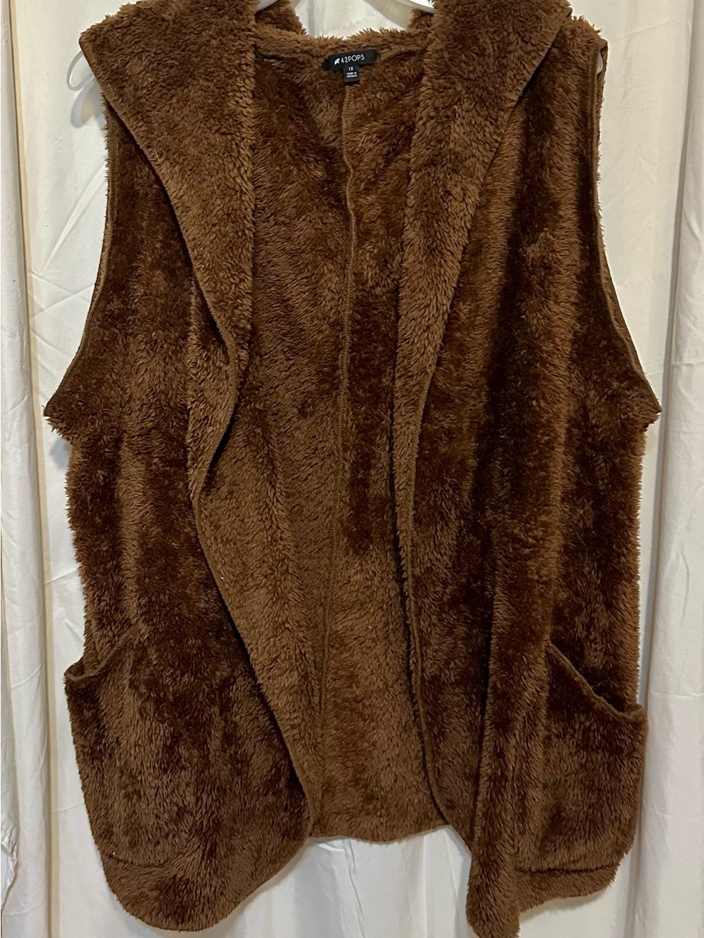 42 POPS Women's Comfy Brown Faux Fur Hooded Vest